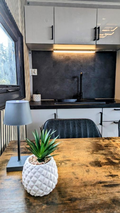Black Pearl: Floating With Havel View And Boat Access Furstenberg-Havel